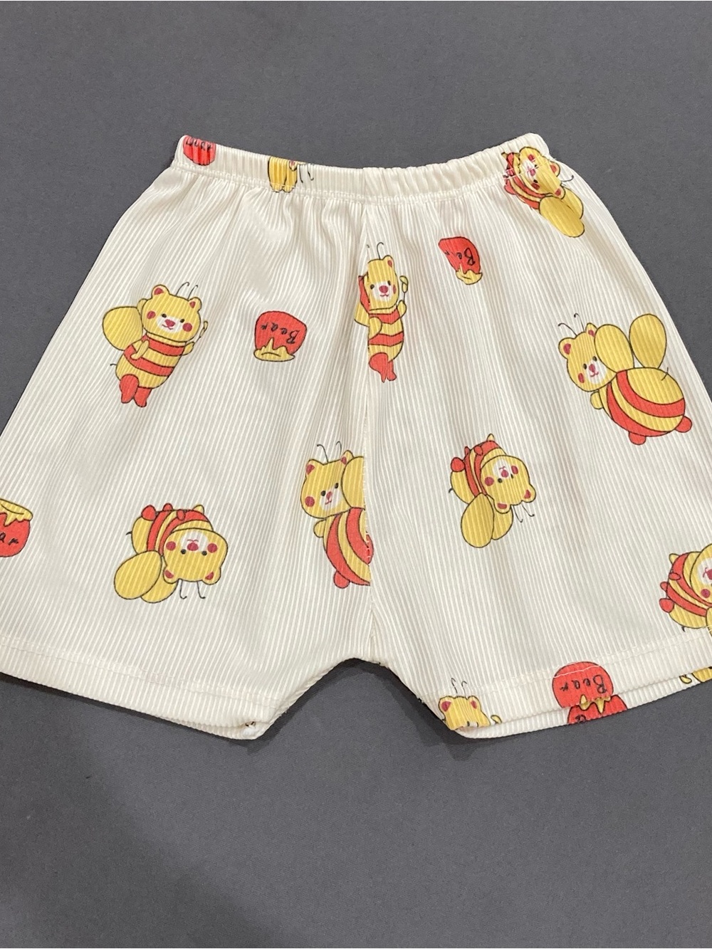 Cream Bee-Print Elastic Waist Kids Shorts